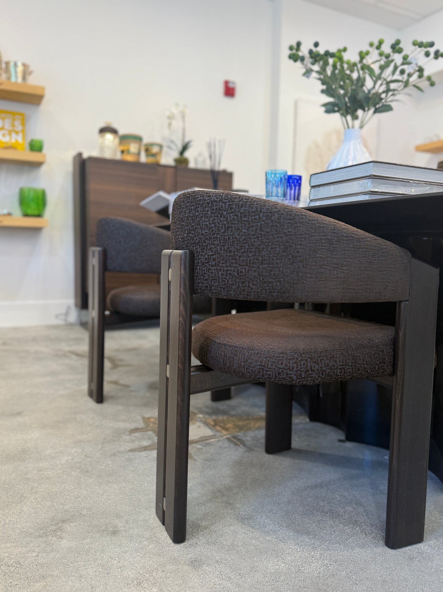 Tweet Chair