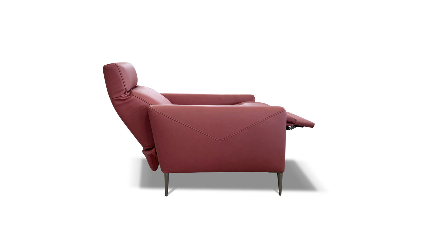 Hilde Manual Armchair