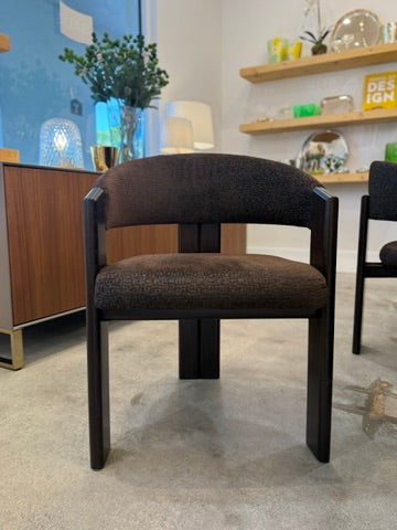 Tweet Chair