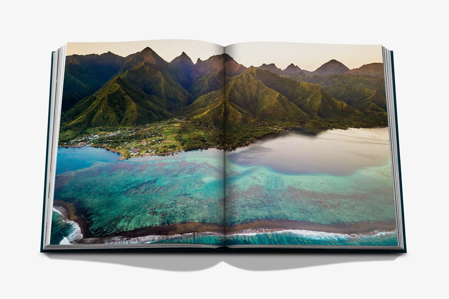 Pacific Islands: James Cook Voyages