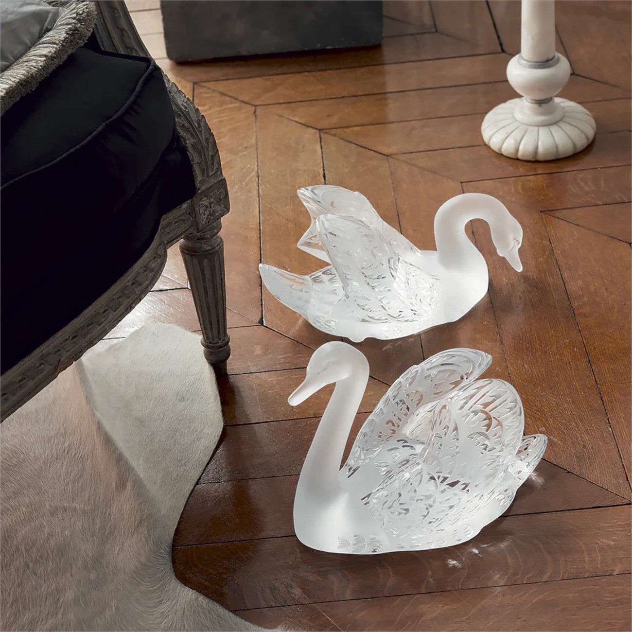 Swan Sculptures (Set of 2)