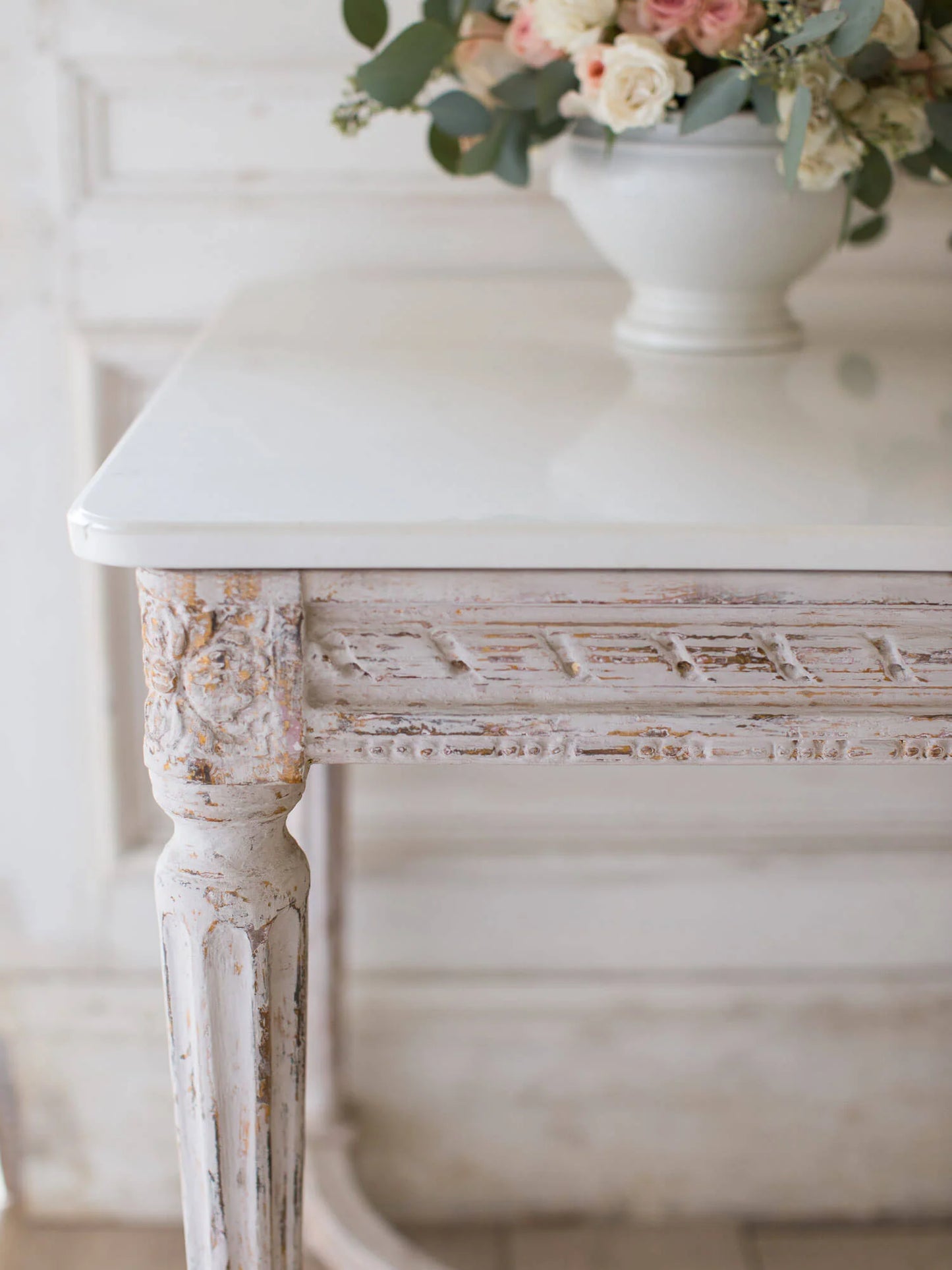 Contessa Entry Table in Chipped White Finish