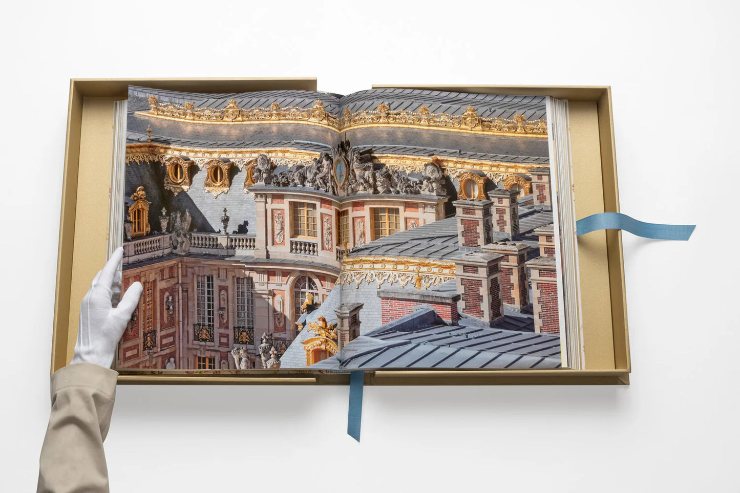 Versailles: From Louis XIV to Jeff Koons